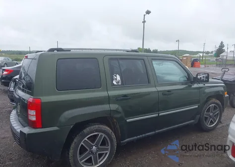 2009 Jeep Patriot Limited из США, поврежденный, VIN 1J4FF48BX9D137856